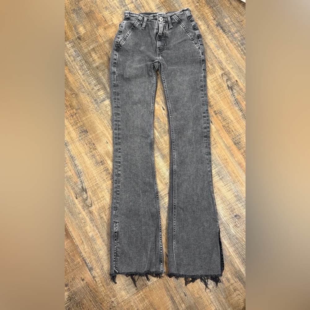 We The Free Black Flare Jeans Raw Hem High Rise Boho Retro Size 24 - Picture 1 of 7